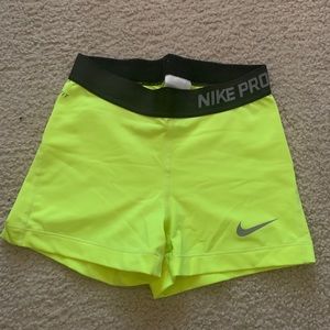 Neon Nike pros
